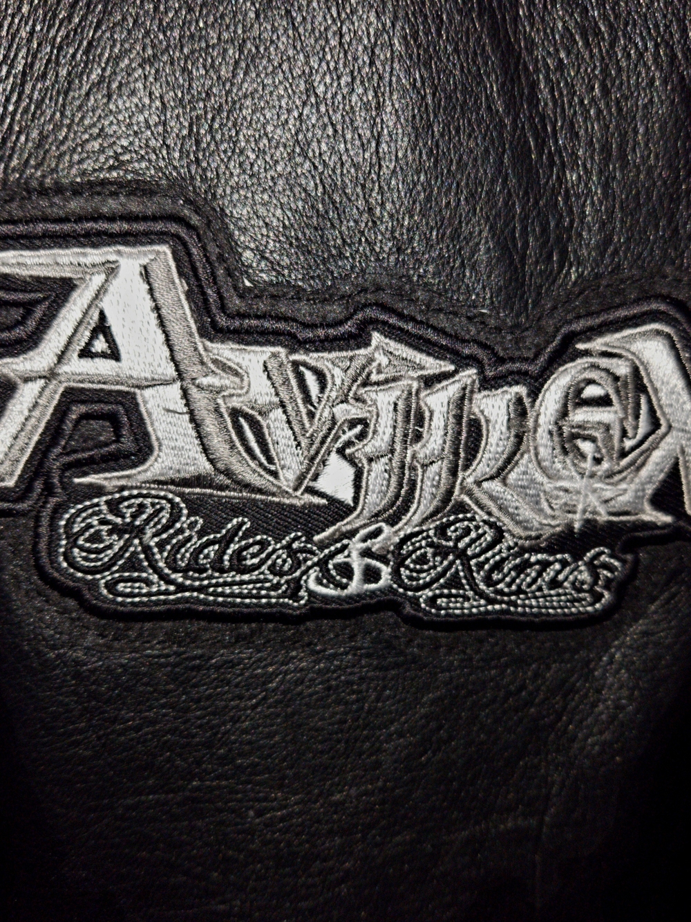 Avirex Black Leather Bomber Jacket with Embroidered Skull Back - Picture 6 of 8